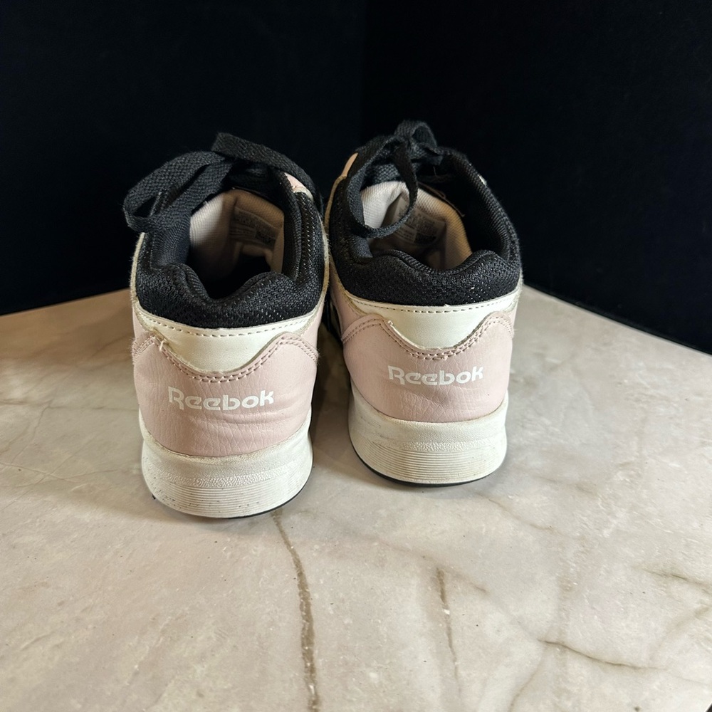 Reebok pink and White Sneakers - Picture 3 of 8